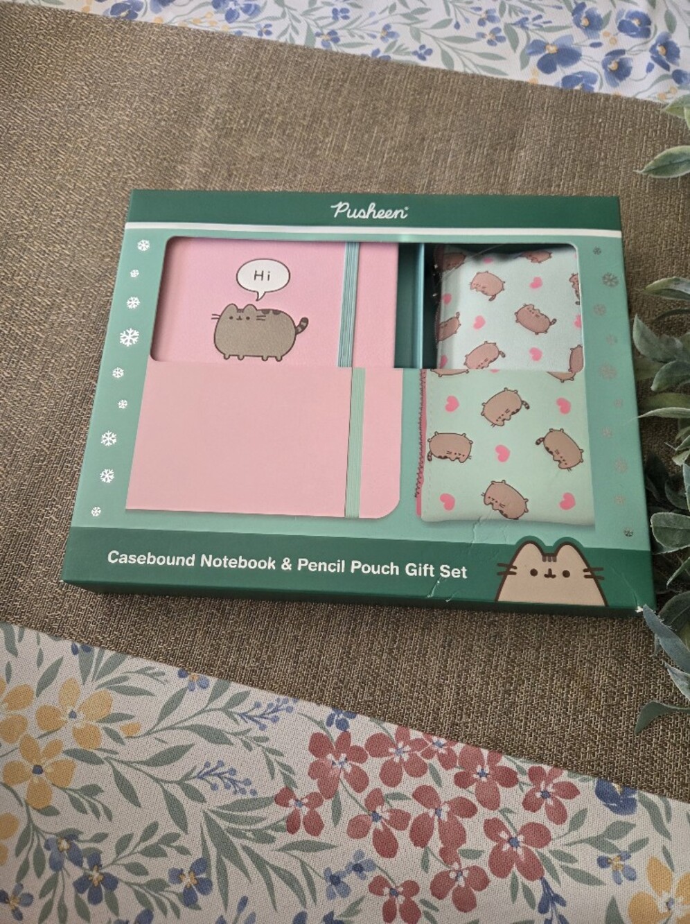 Pusheen Pink and Mint Casebound Notebook & Pencil Pouch Gift Set